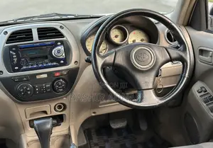 Toyota RAV4 Base FWD 2001 Pearl