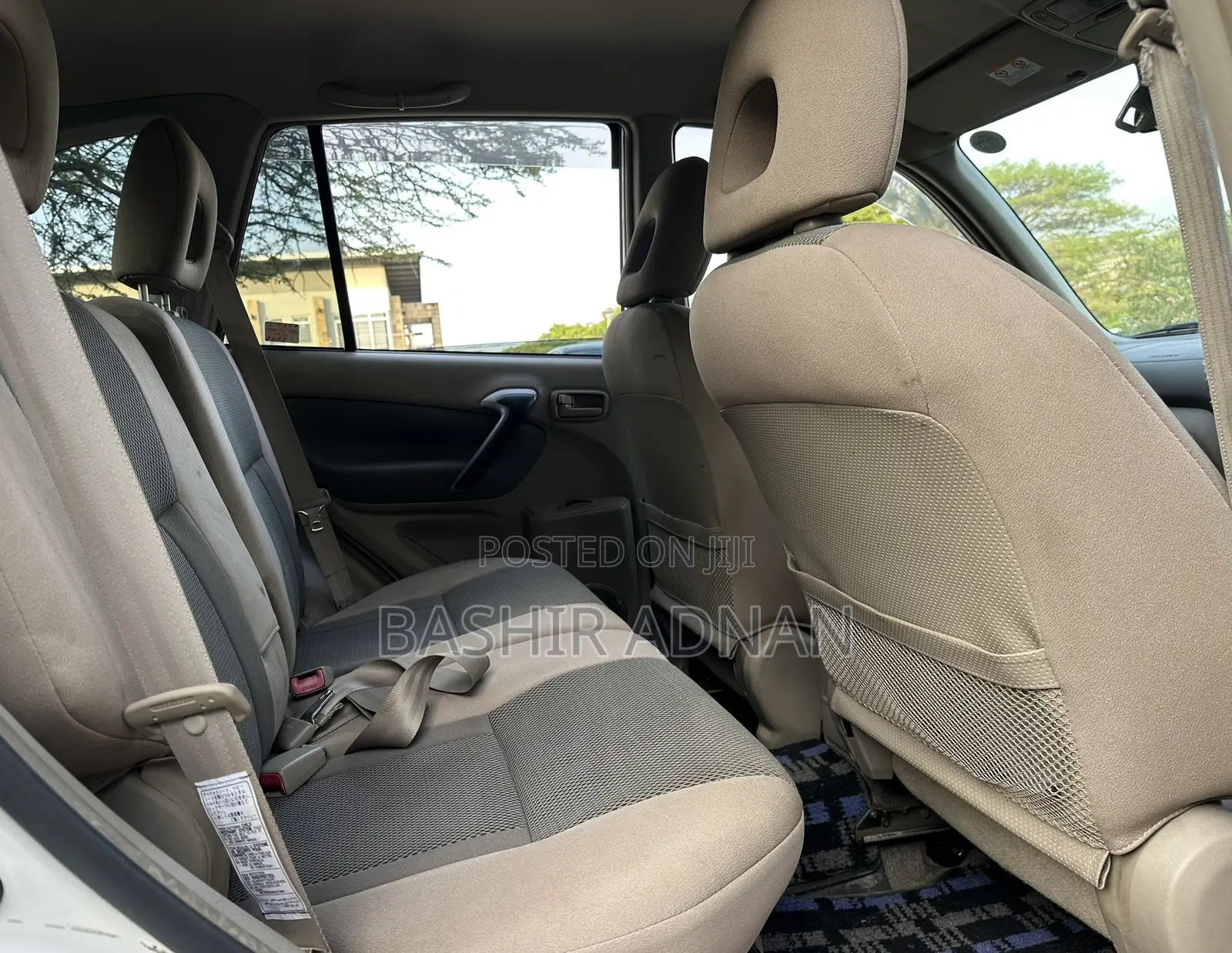 Toyota RAV4 Base FWD 2001 Pearl