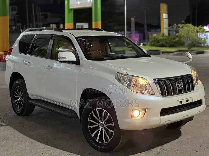 Toyota Land Cruiser Prado 2.7 i 2012 White