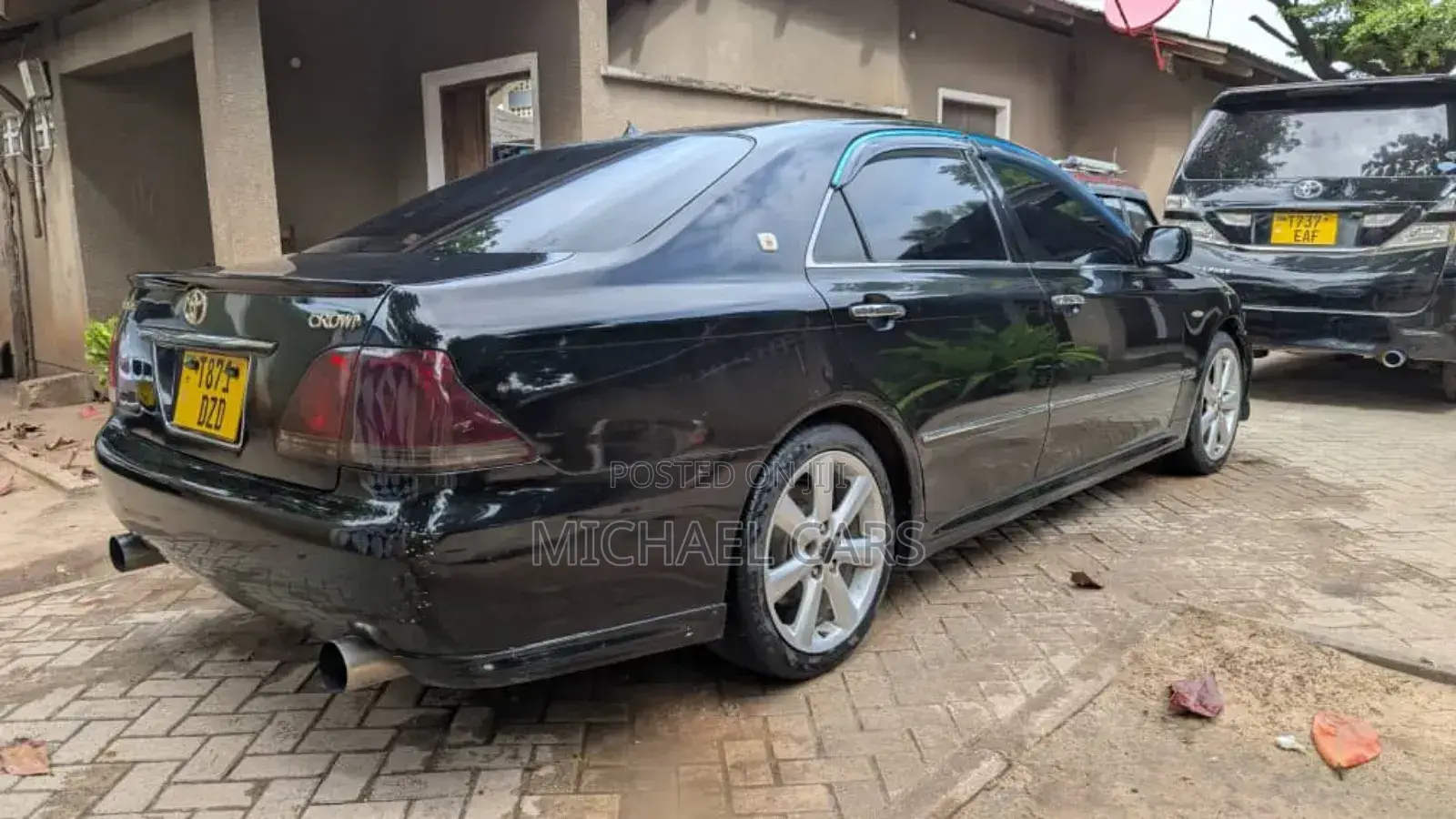 Toyota Crown Royale 2005 Black