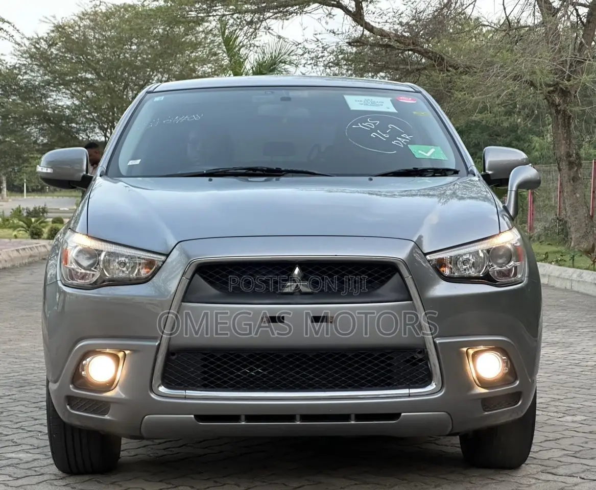 Mitsubishi RVR 2.0 2012 Gray
