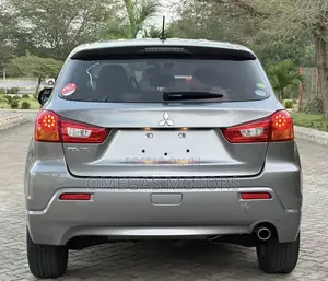 Mitsubishi RVR 2.0 2012 Gray