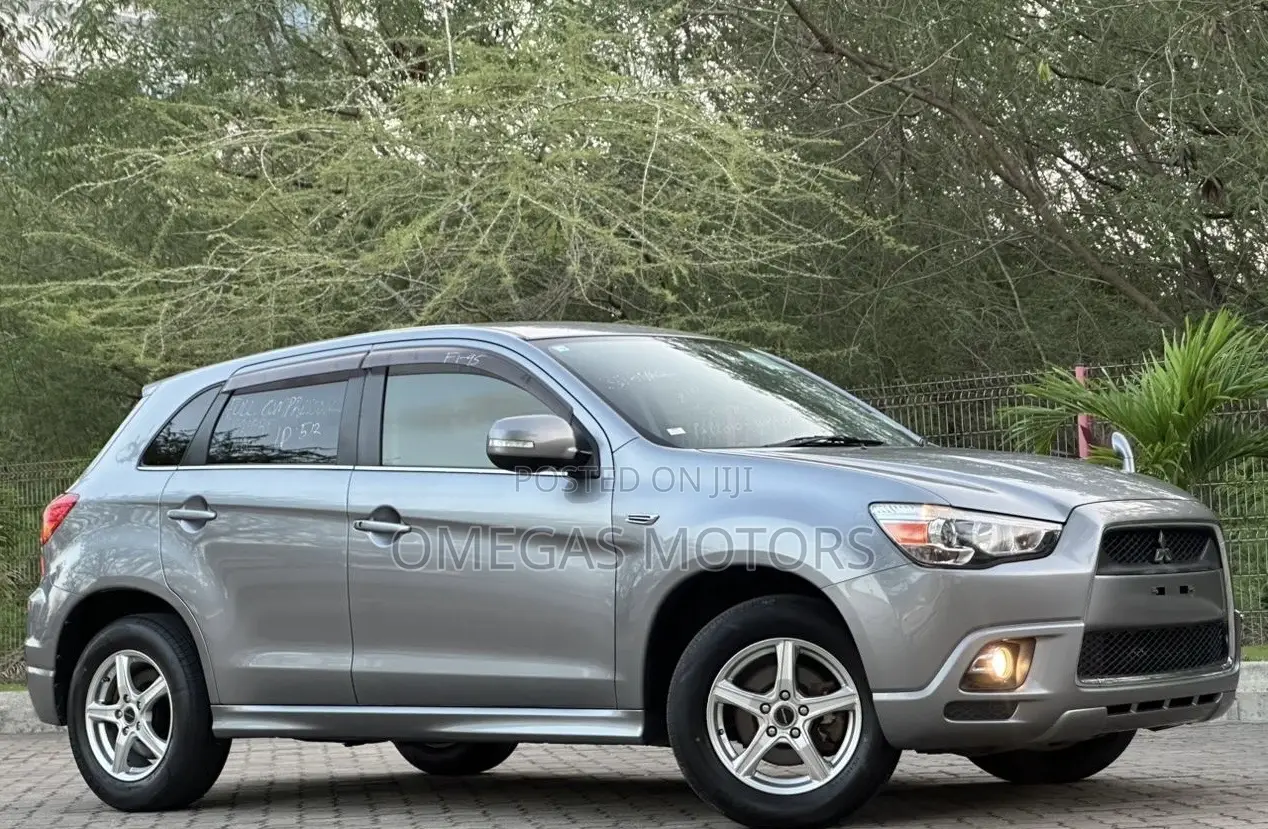 Mitsubishi RVR 2.0 2012 Gray