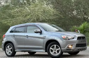 Mitsubishi RVR 2.0 2012 Gray