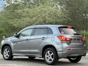 Mitsubishi RVR 2.0 2012 Gray