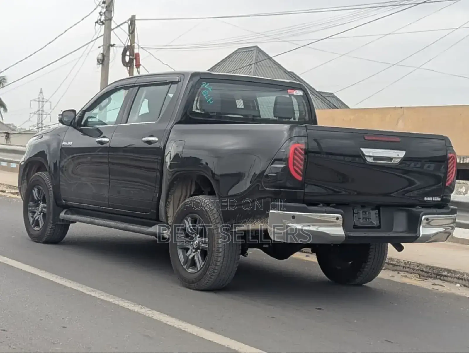 Toyota Hilux 2023 Black