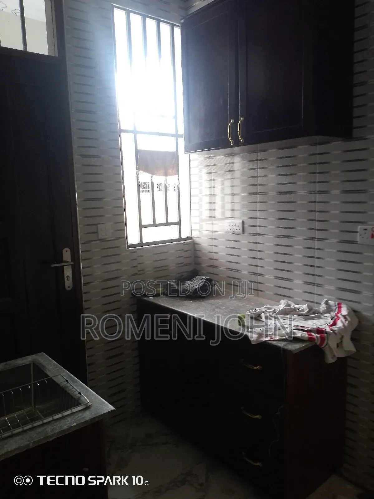 3bdrm Apartment in Tanzania Daresalaam, Ilala for rent