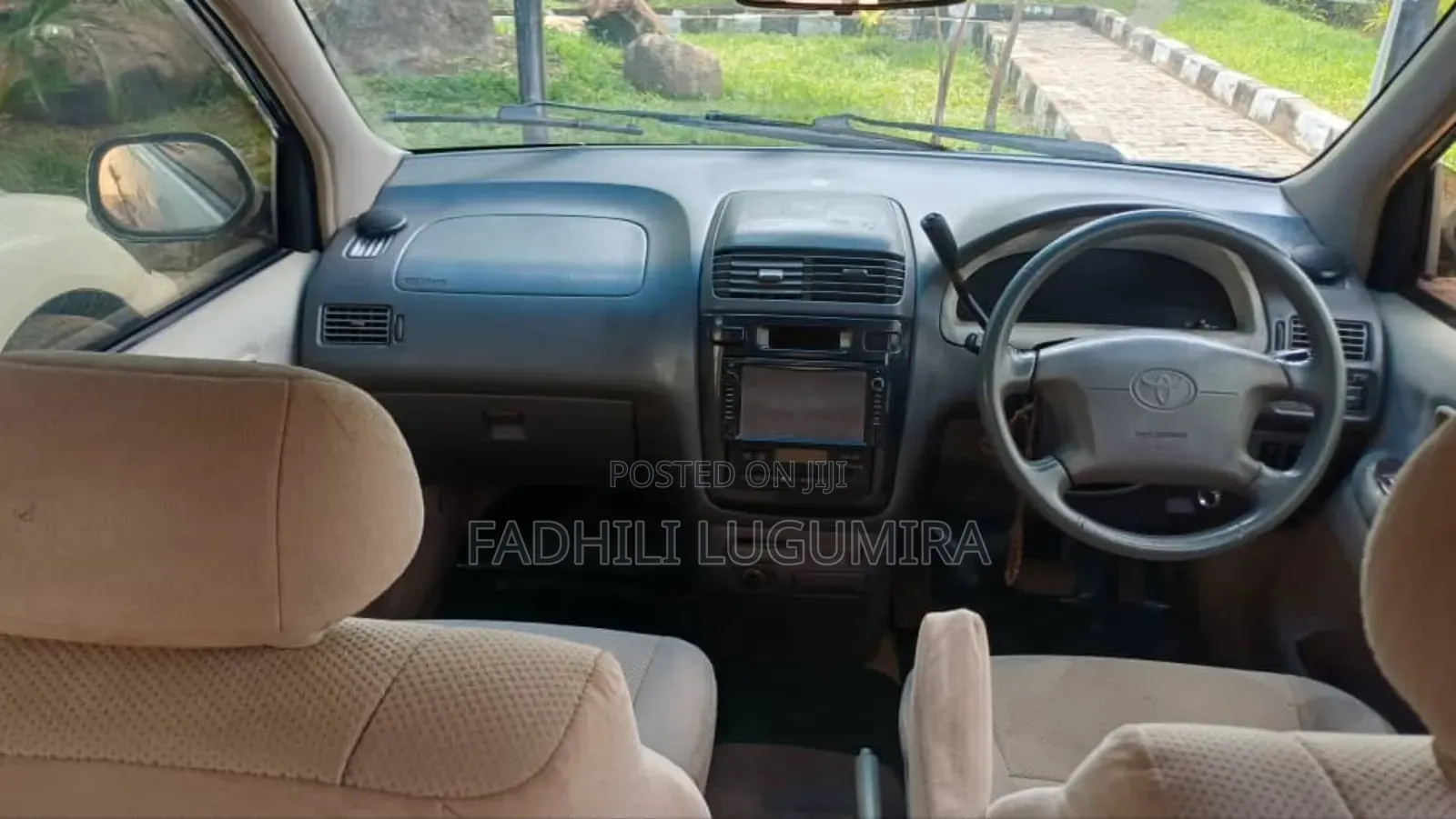 Toyota Ipsum 2000 White