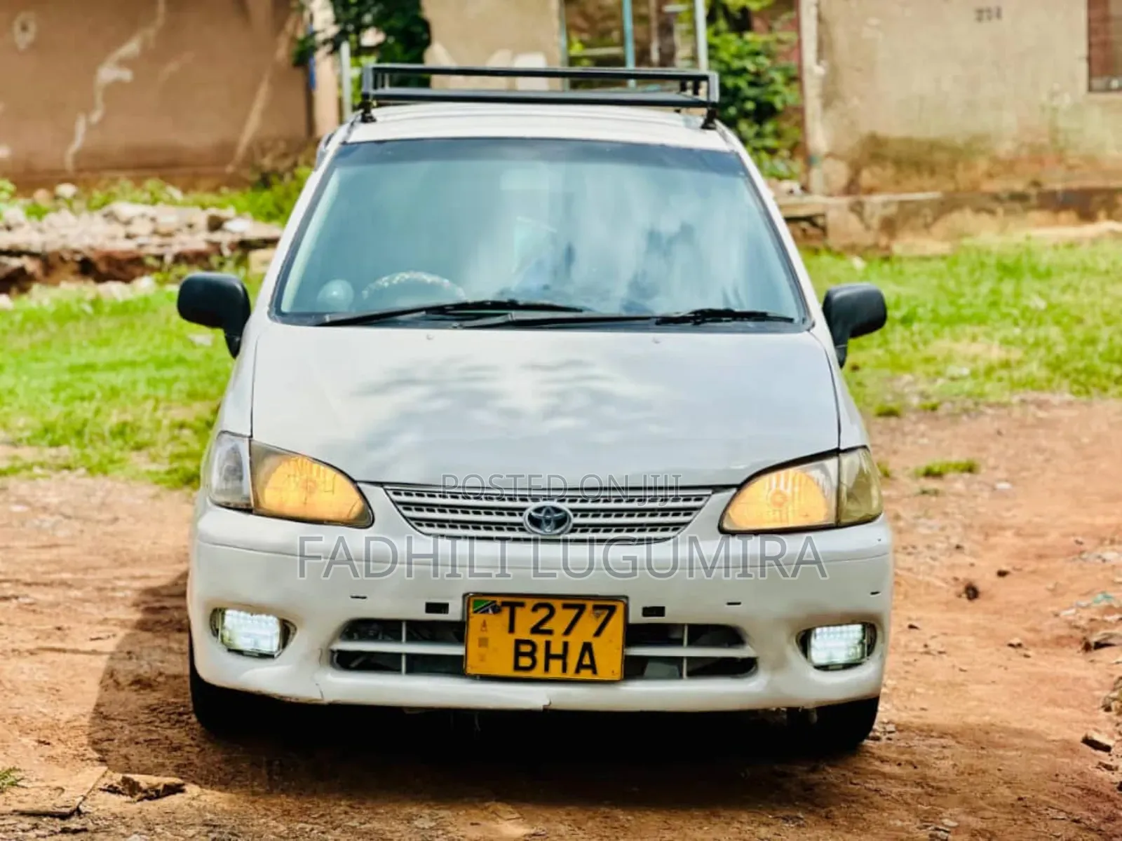 Toyota Corolla Spacio 2000 White