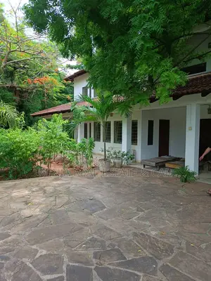 8bdrm House in Masaki for rent