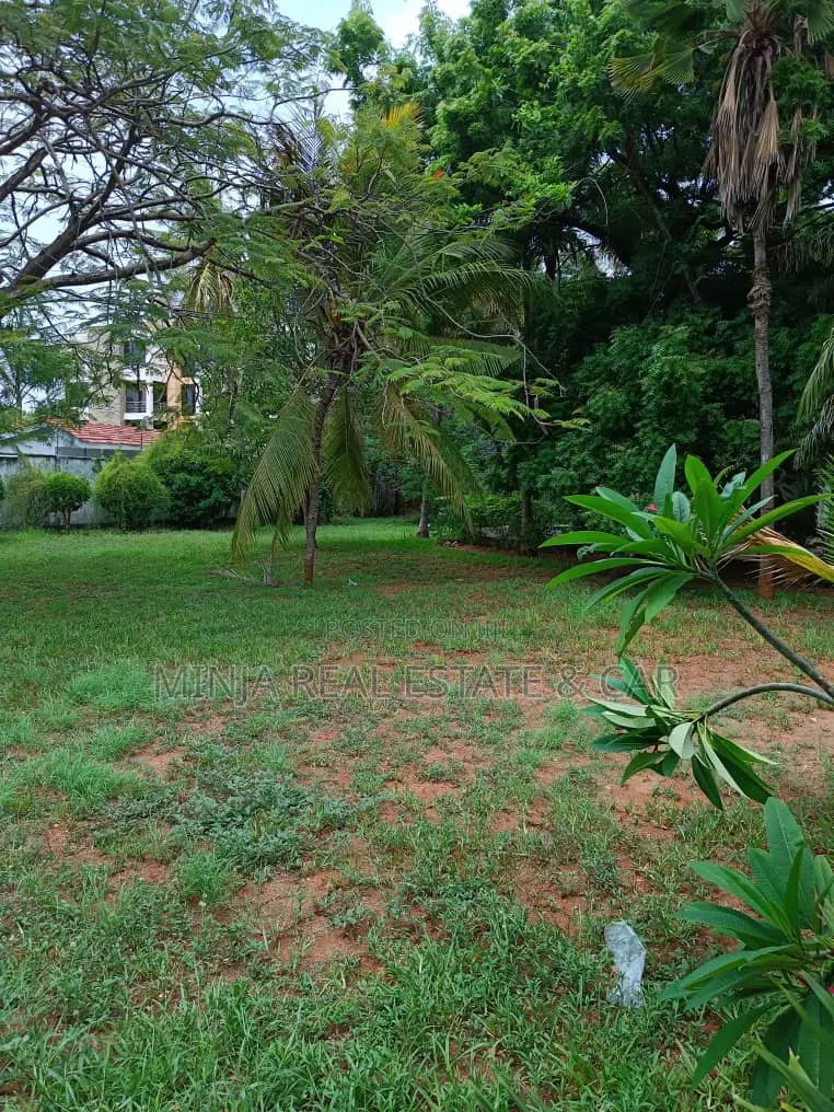 8bdrm House in Masaki for rent