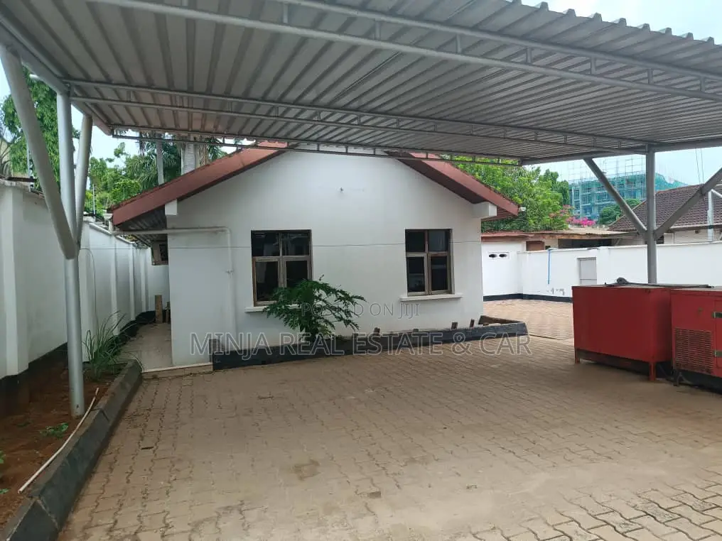 11bdrm House in Masaki for rent