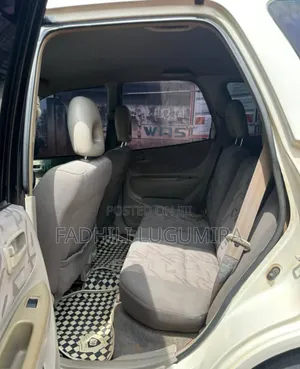 Toyota Corolla Spacio 2000 White