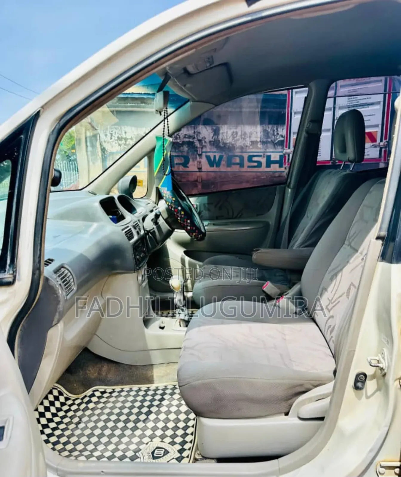 Toyota Corolla Spacio 2000 White