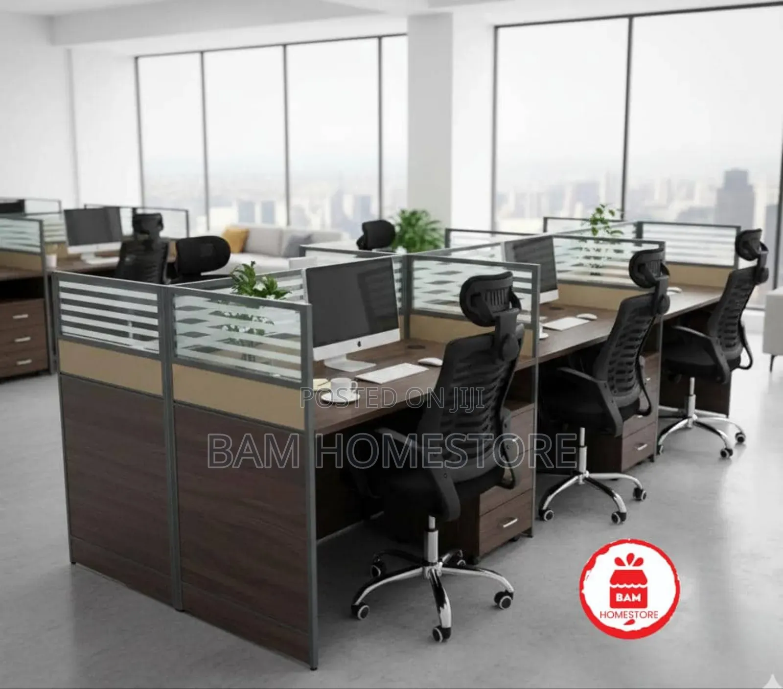 The Synergy 6-Staffs Workstation