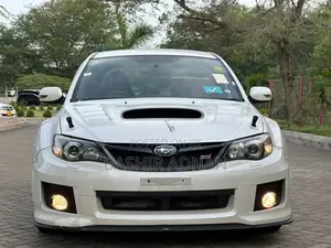 Subaru Impreza WRX STI 2.0 AWD 2010 White