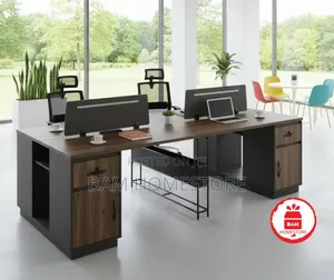 Workstation for 4 Staffs