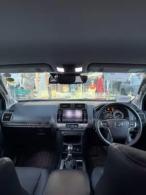 Toyota Land Cruiser Prado 2024 Black