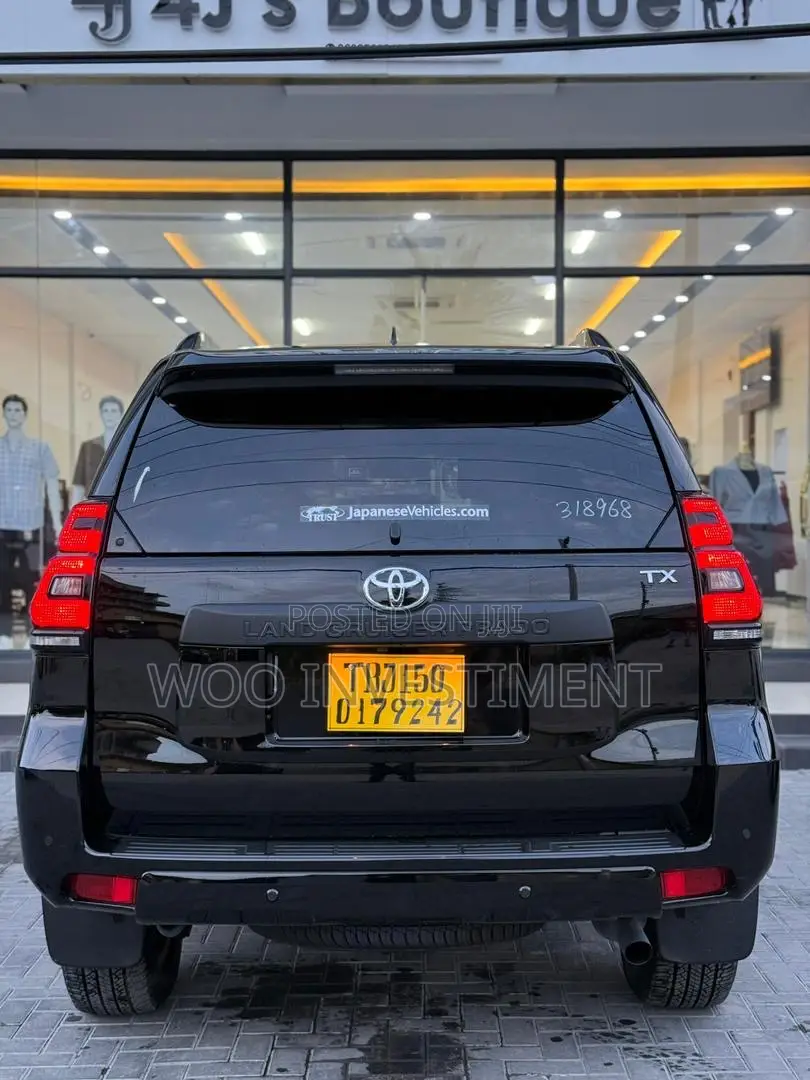 Toyota Land Cruiser Prado 2024 Black