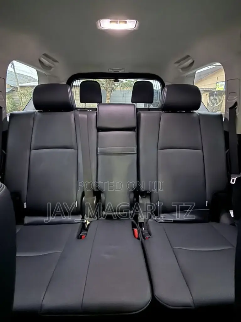 Toyota Land Cruiser Prado 2024 Black