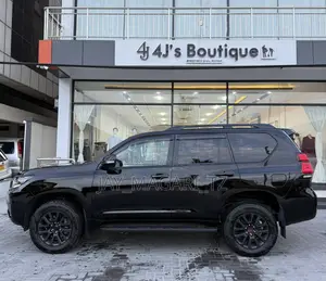 Toyota Land Cruiser Prado 2024 Black