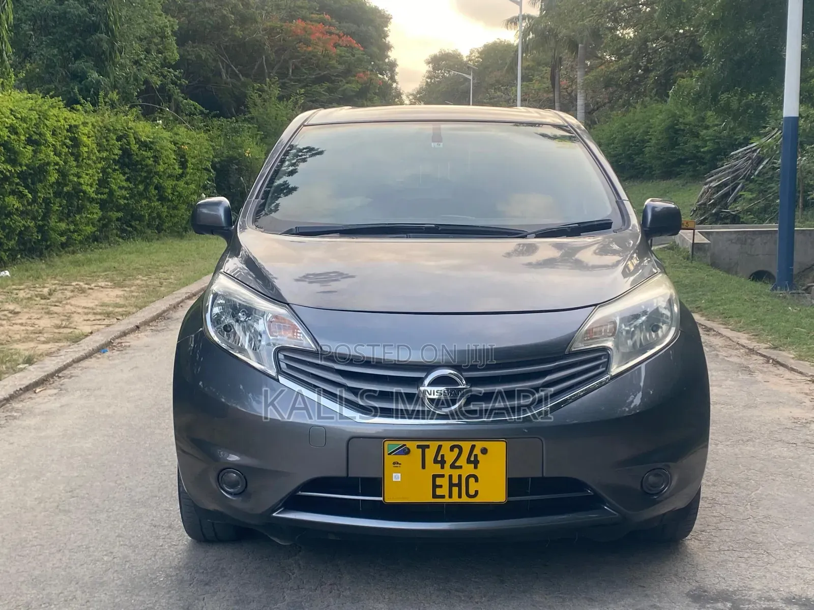 Nissan Note 2013 Gray