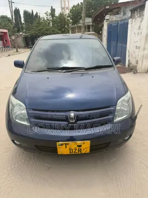 Toyota IST 2004 Blue