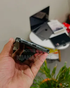 New Samsung Galaxy S23 128 GB Black