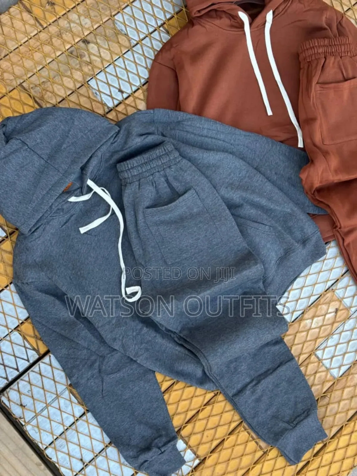 Tracksuits or Trakisuti Full Very Very Best and Royal