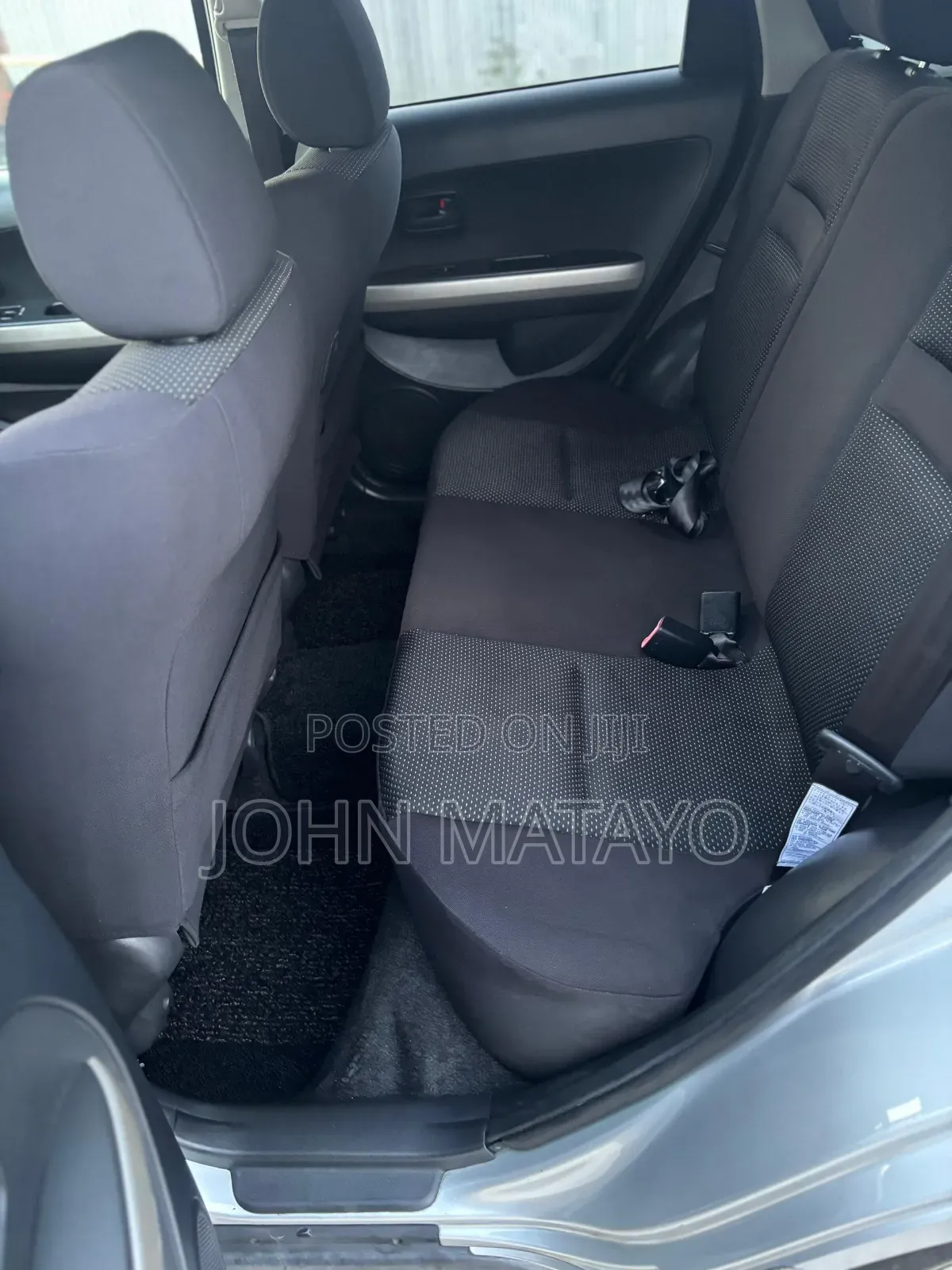 Toyota IST 2004 Silver