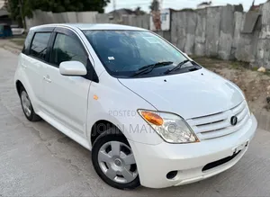 Toyota IST 2006 White