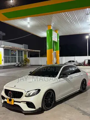 Mercedes-Benz E200 2017 White