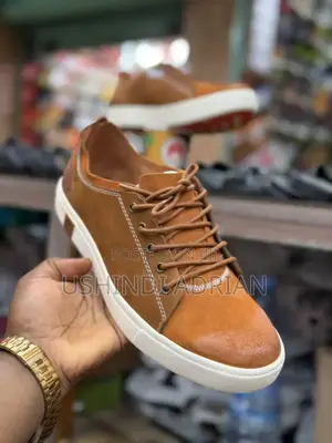 Quality Leather Office Shoes/Viatu Vya Ngozi Vya Ofisini.