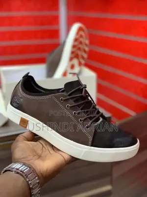 Quality Leather Office Shoes/Viatu Vya Ngozi Vya Ofisini.