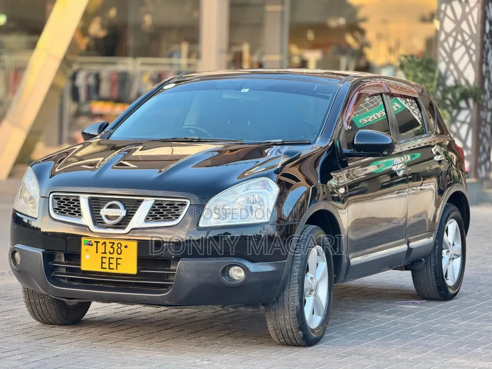 Nissan Dualis 2010 Black