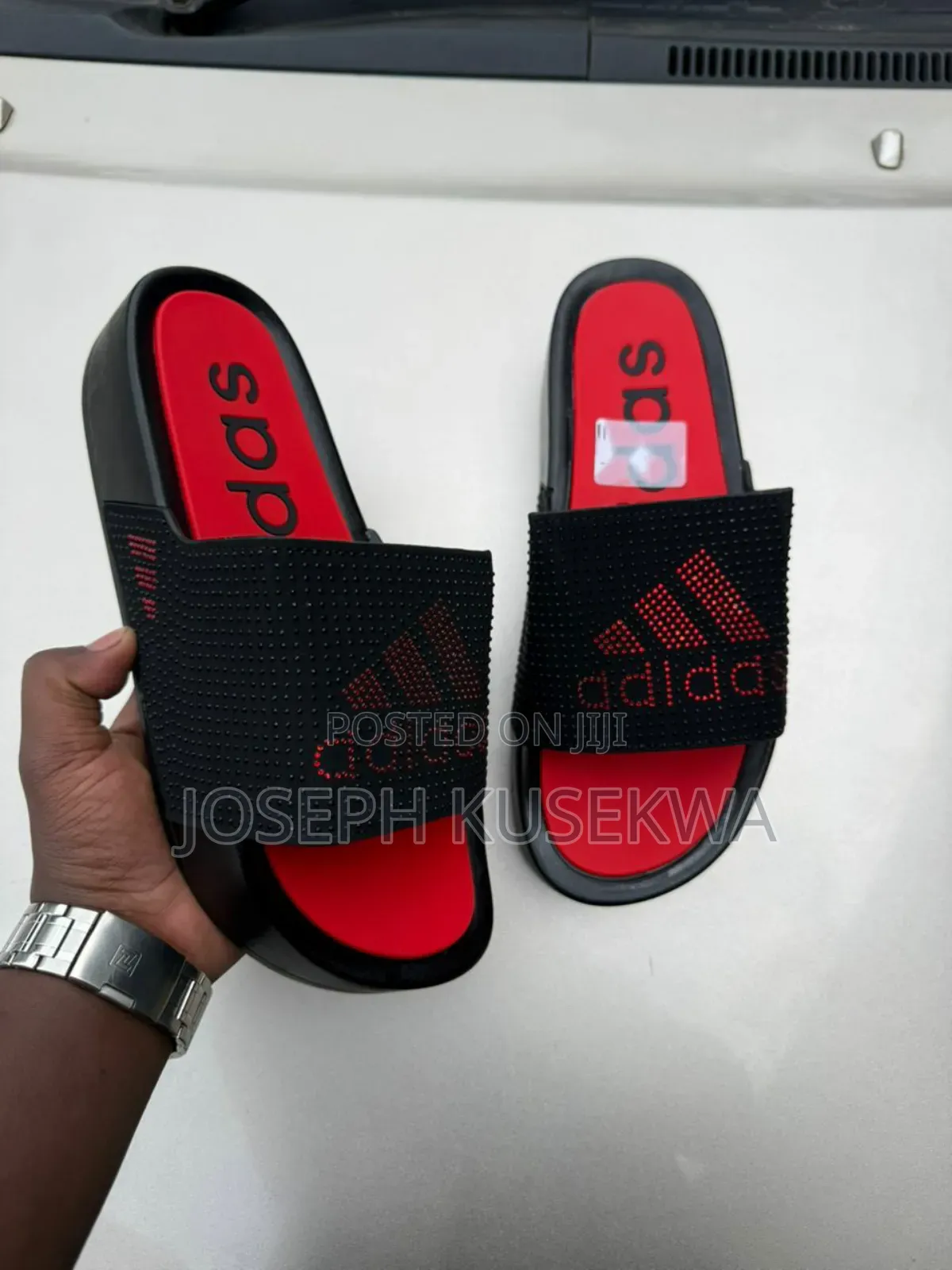 Sandals/Kobazi