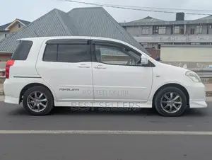 Toyota Raum 1.5 AWD 2006 White