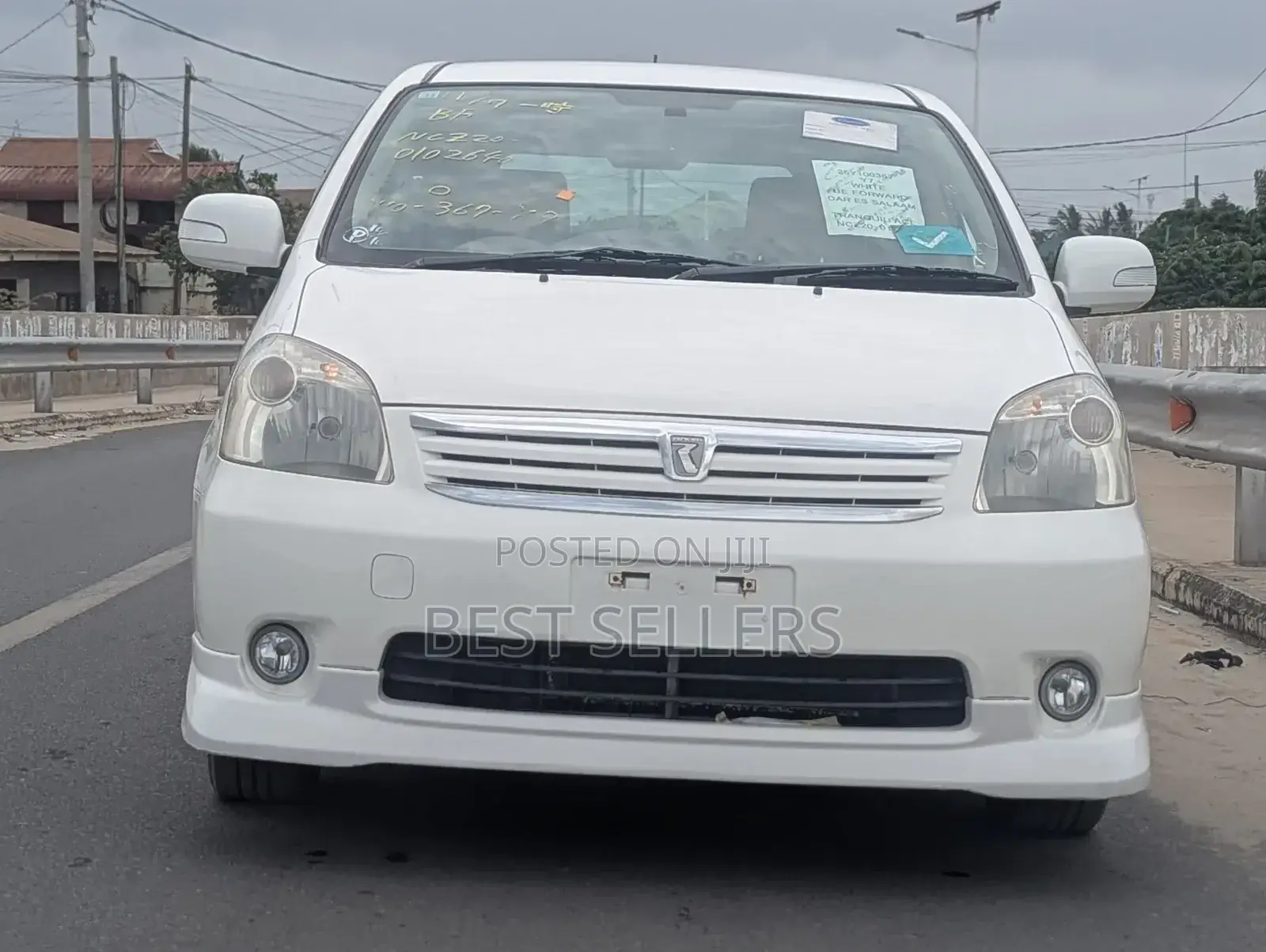 Toyota Raum 1.5 AWD 2006 White