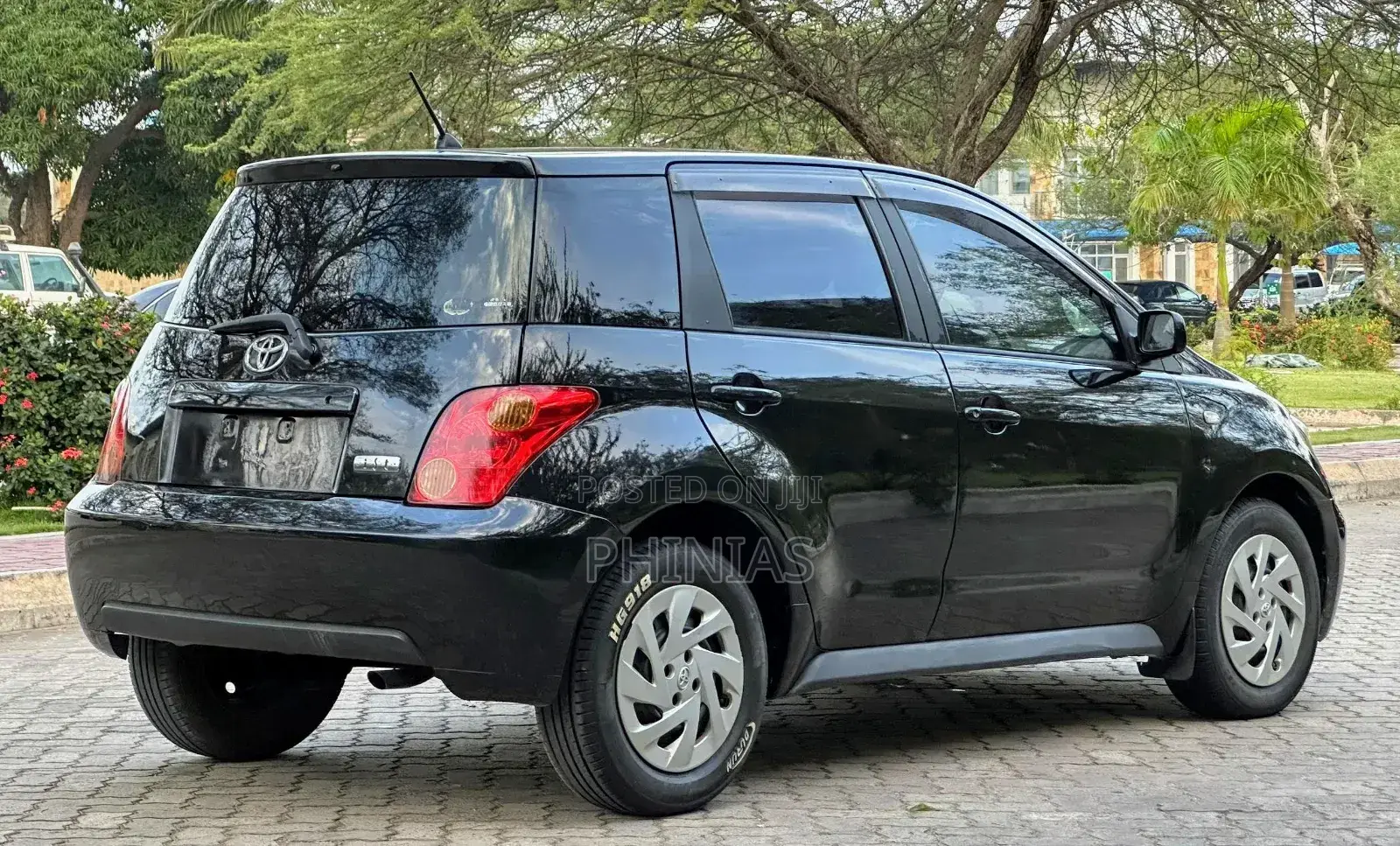 Toyota IST 2005 Black