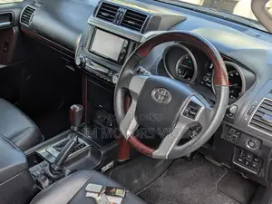 Toyota Land Cruiser Prado 2016 Black