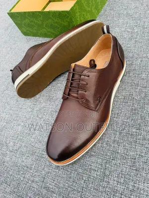 Royal or Kingly Men's Leather Shoes in Classical Mode and Colours