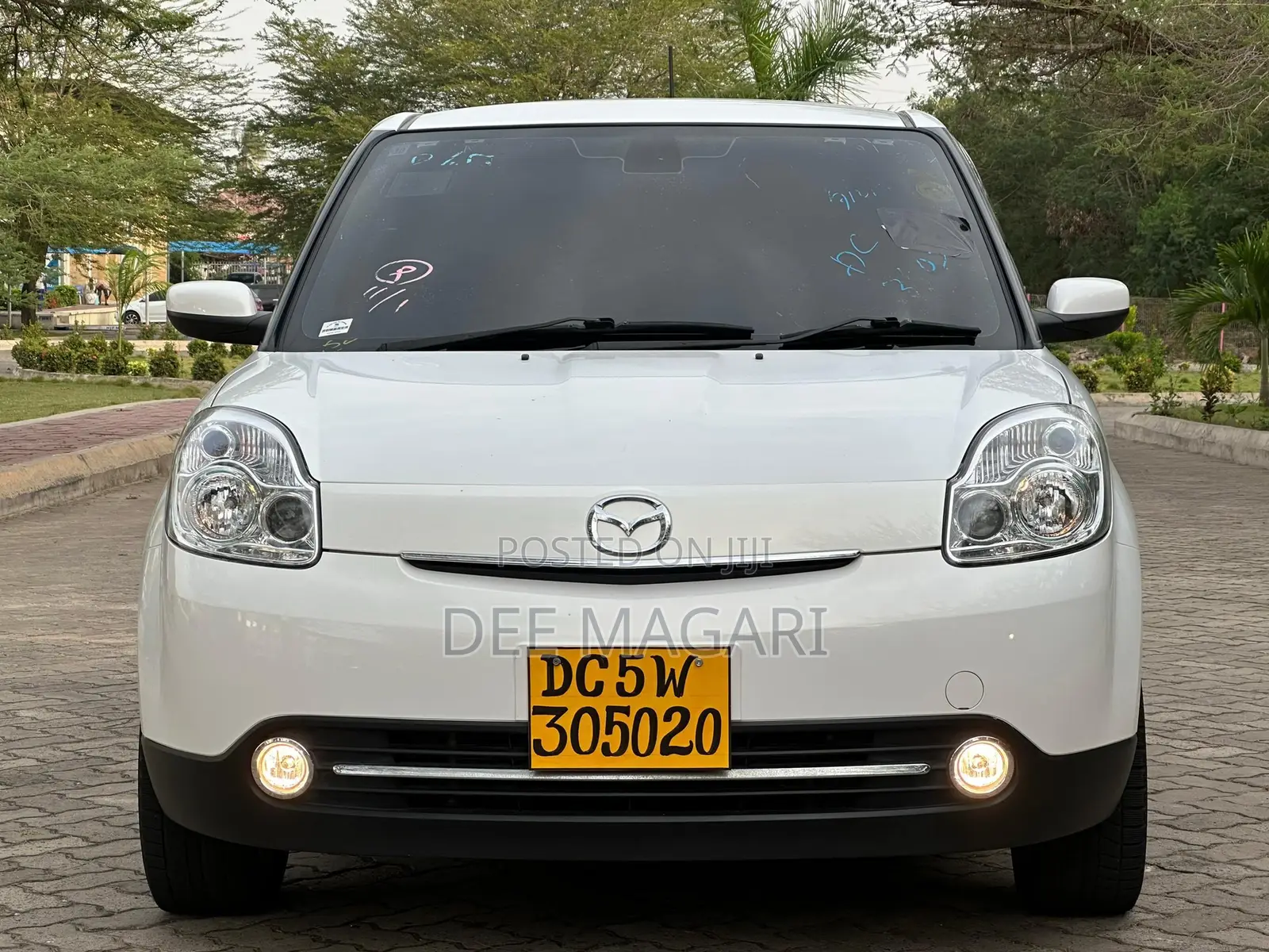 Mazda Verisa 2006 White