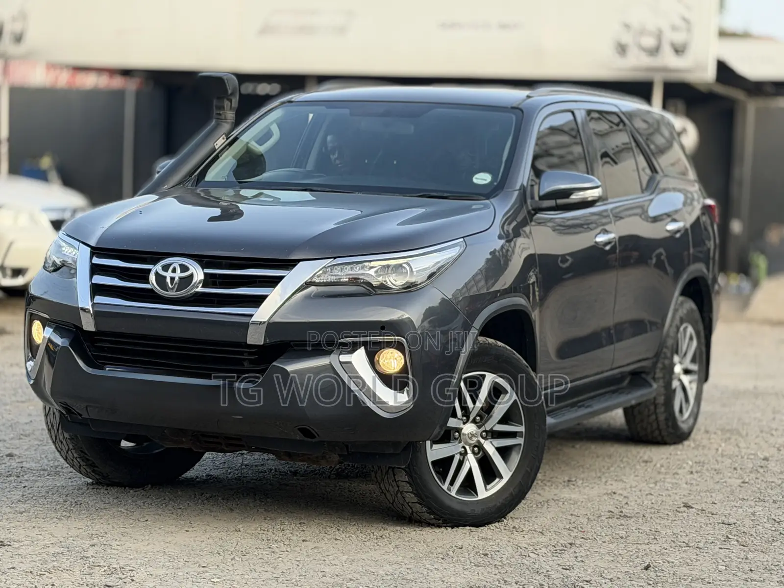 Toyota Fortuner 2.8 D AWD 2018 Gray