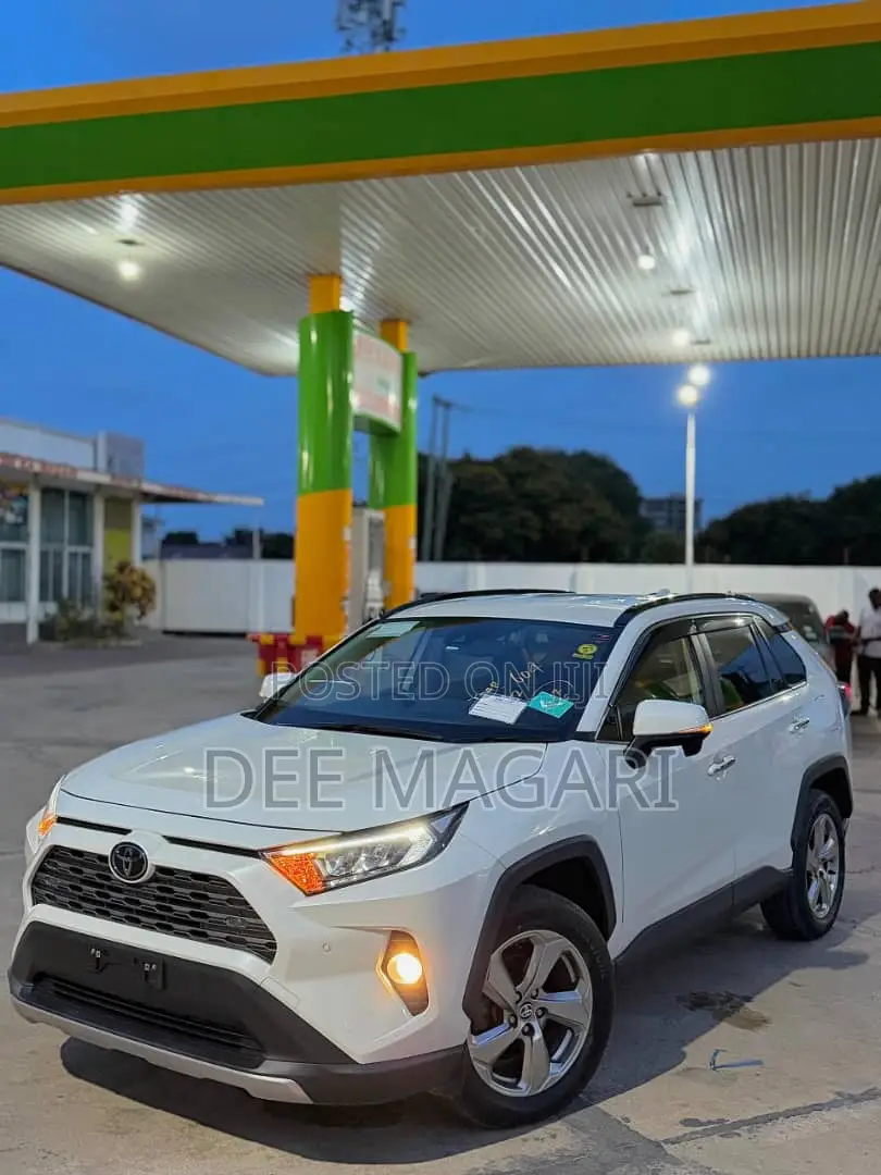 Toyota RAV4 2020 White