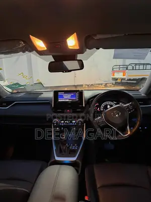Toyota RAV4 2020 White