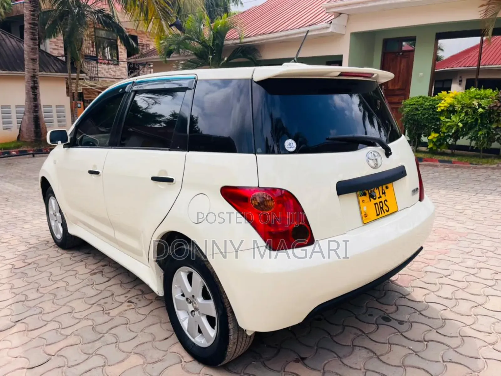 Toyota IST 2005 White