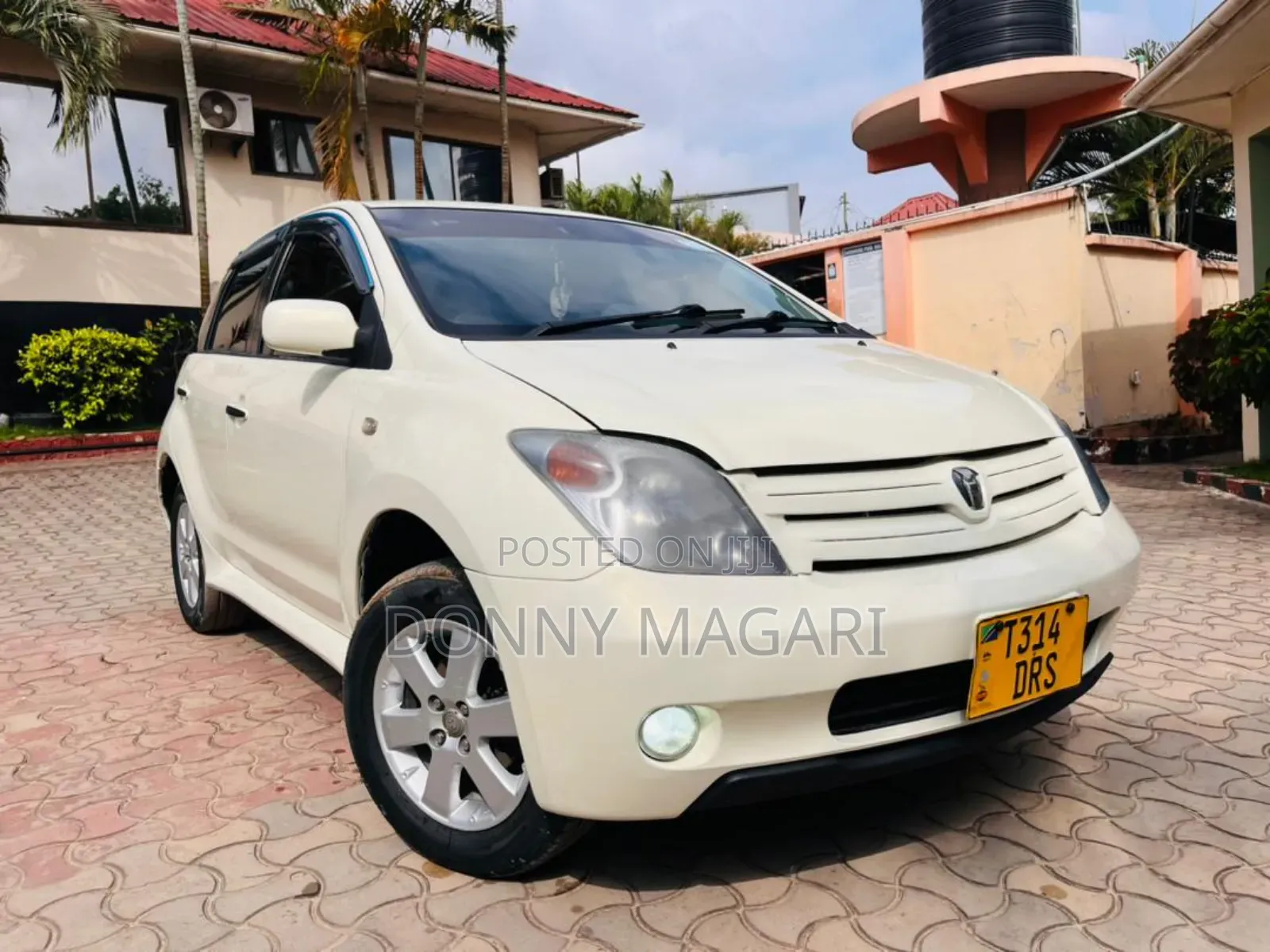 Toyota IST 2005 White