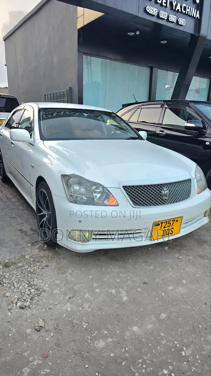 Toyota Crown 2006 White
