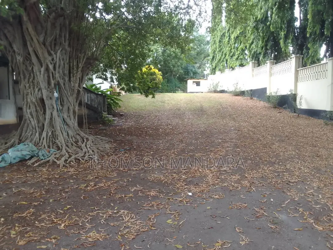 4bdrm House in Kinondoni, Hananasif for sale
