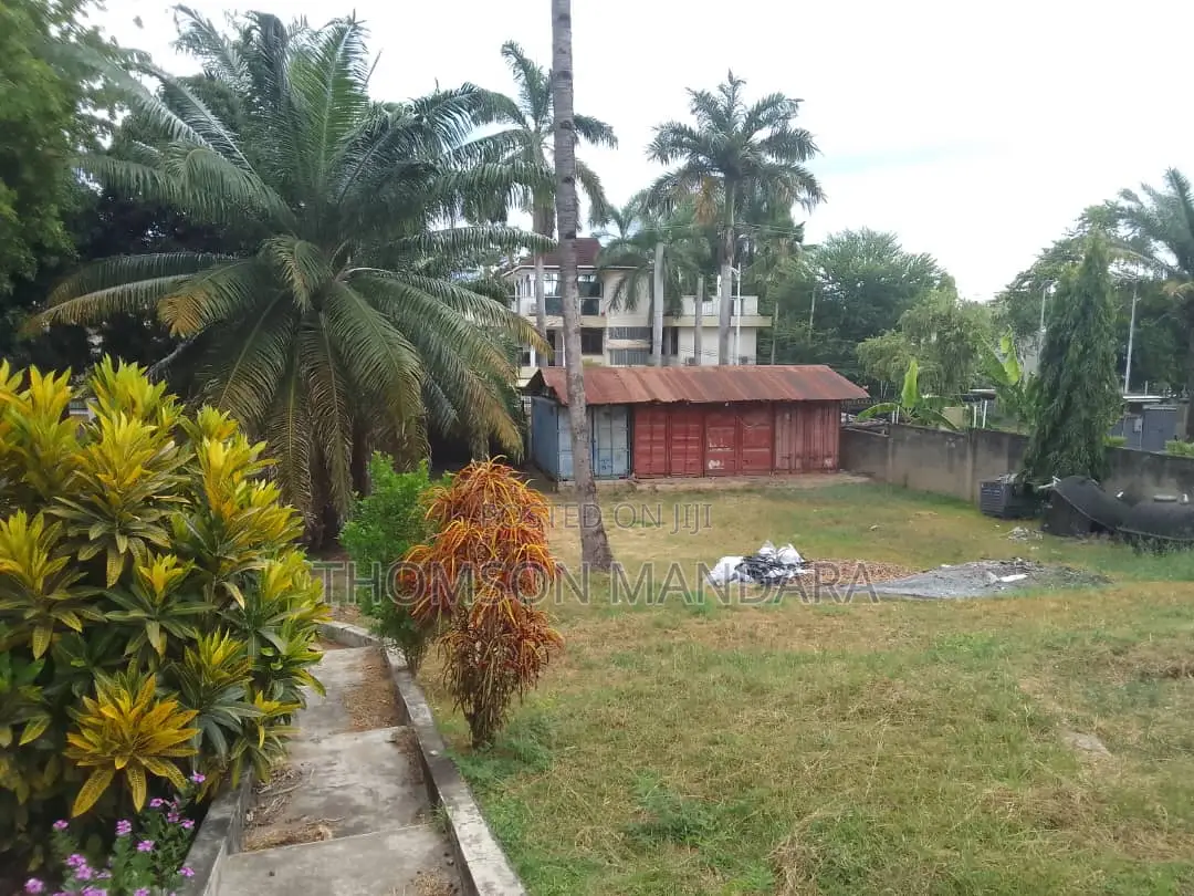4bdrm House in Kinondoni, Hananasif for sale